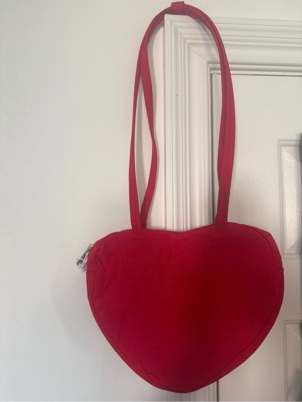 BAGGU Red Heart Shoulder Bag NWT Rare
